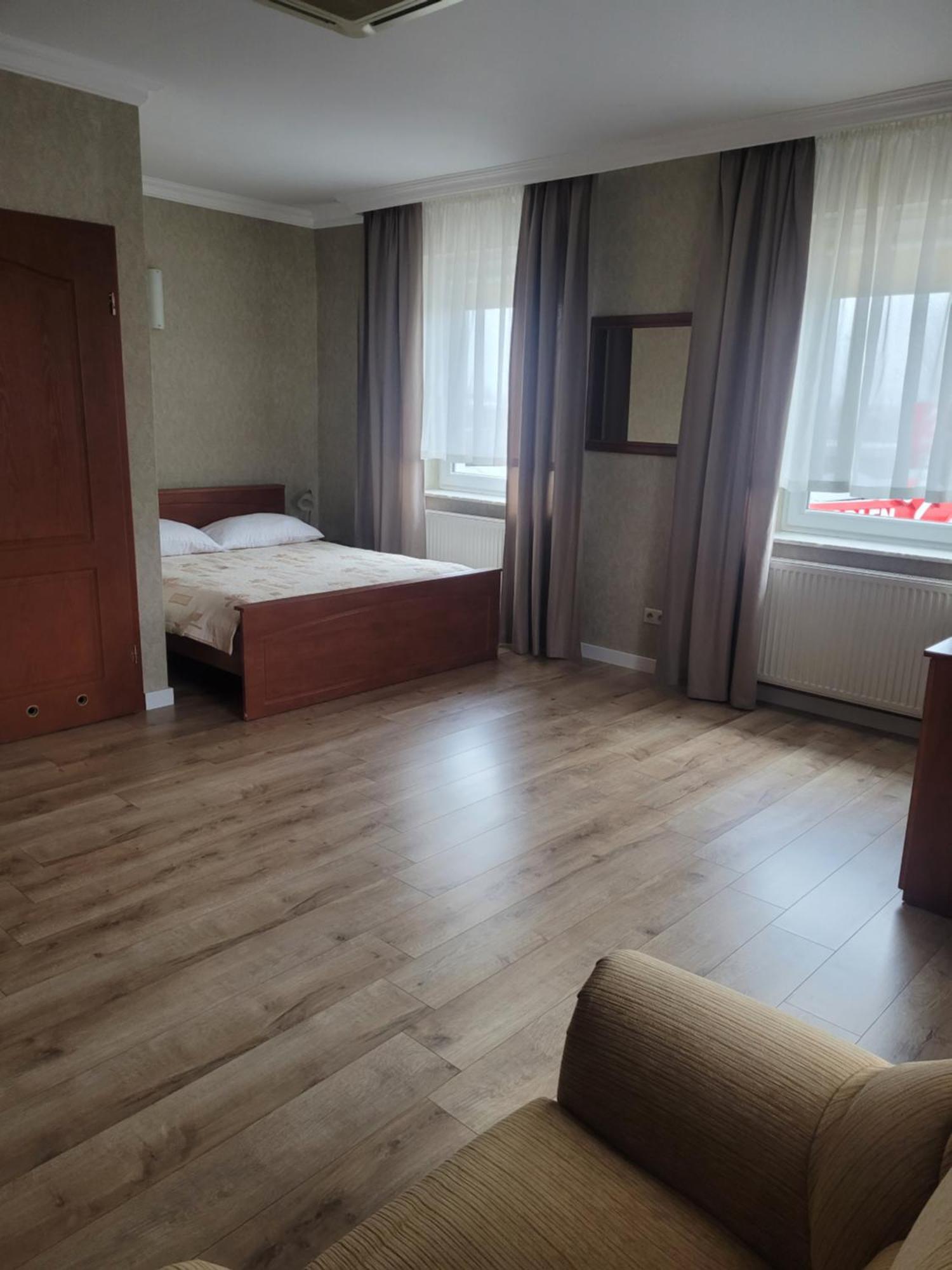 Hotel Arkadia Konskie Exterior photo