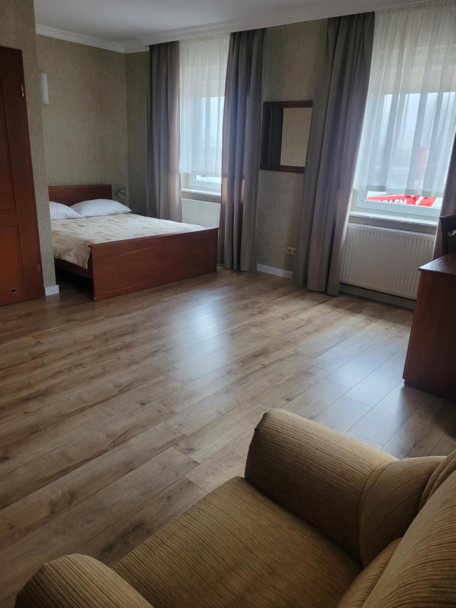 Hotel Arkadia Konskie Exterior photo